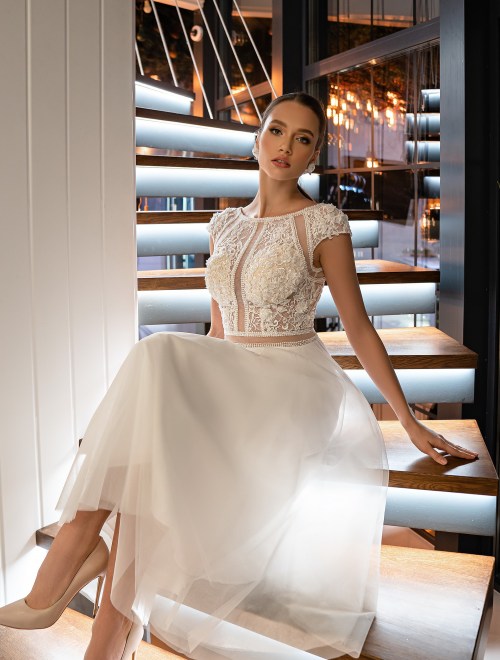 https://elisebride.ro/images/stories/virtuemart/product/MAISE            (4).jpg
